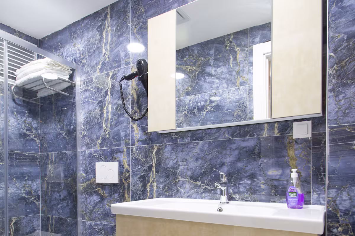 Superior room at Turna Hotel, photo 10
